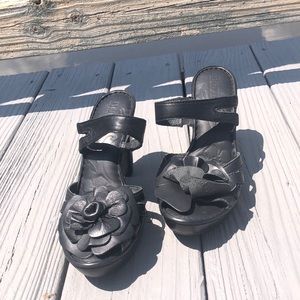 Women’s born black high heels with rose design